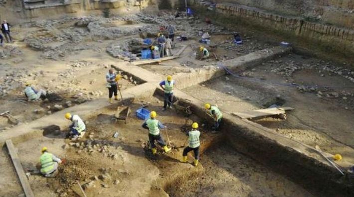 Beşiktaş'taki üniversite inşaatında arkeolojik kalıntı çıktı
