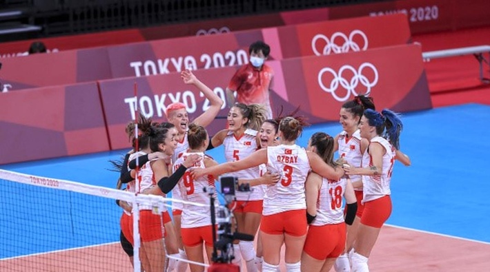 A Milli Kadın Voleybol Takımı Rusya'yı 3-2 mağlup etti