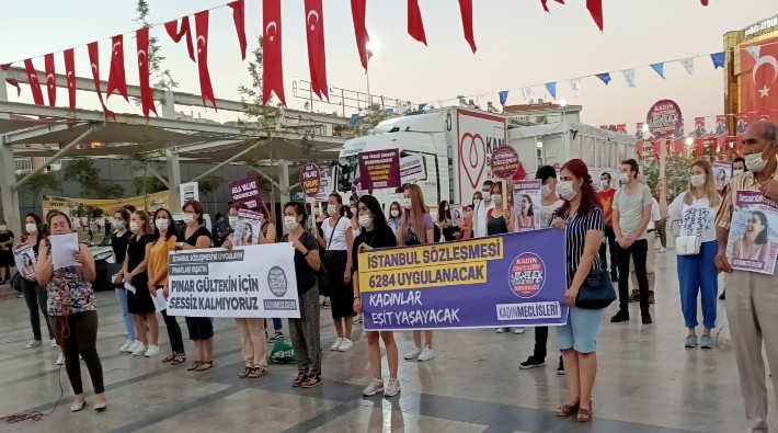Kadın cinayetleri Aydın'da protesto edildi: 'Pınarları yaşatacak olan İstanbul Sözleşmesi’dir!'