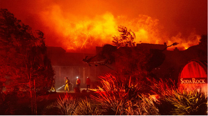 ABD'de 2 kişinin hayatını kaybettiği orman yangını söndürülemiyor