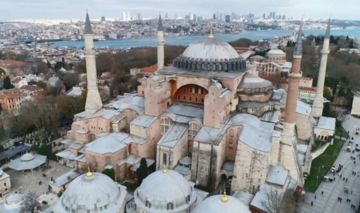 ABD'nin 'Ayasofya müze kalsın' çağrısına AKP'den yanıt 