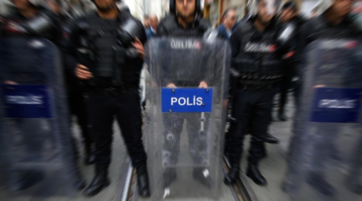 Adana'daki gösteri ve etkinlik yasağı uzatıldı