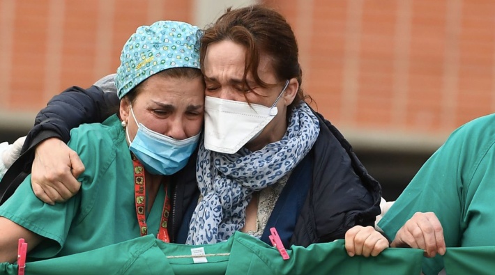 Af Örgütü: Pandemide en az 17 bin sağlık çalışanı hayatını kaybetti