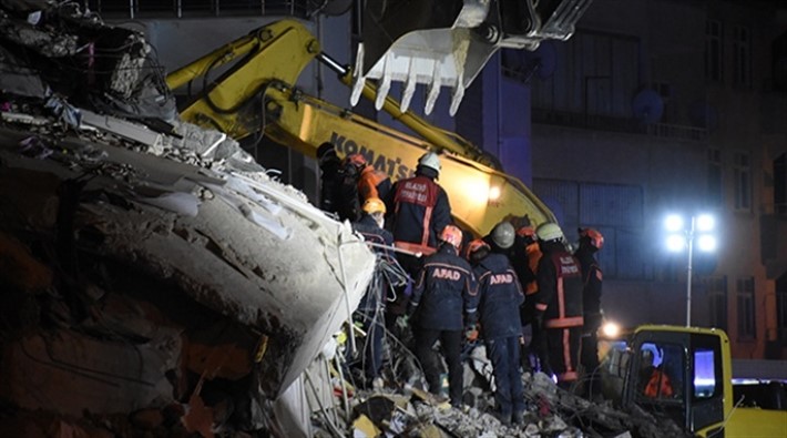 Elazığ depreminde hayatını kaybedenlerin sayısı 38'e yükseldi