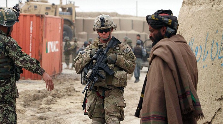 NATO güçleri Afganistan'dan çekilmeye başladı