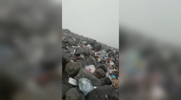 Ağrı Dağı'nın zirvesi çöp yığınıyla doldu