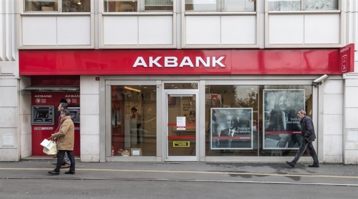 Akbank 714,5 milyon TL alacağını, 32,8 milyon TL bedel karşılığında sattı