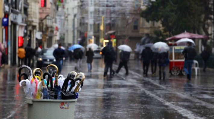 AKOM’dan İstanbul için soğuk hava ve yağış uyarısı 