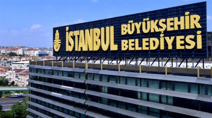 AKP, İBB'nin yolcu durakları ve reklam ihalesini Ensar'a vermiş!