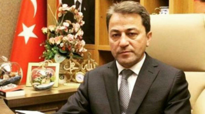 AKP ilçe başkanı 'Hiçe sayılıyorum' diyerek istifa etti