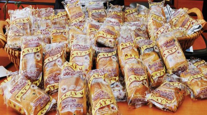 AKP kongrelerine ücretsiz ekmek