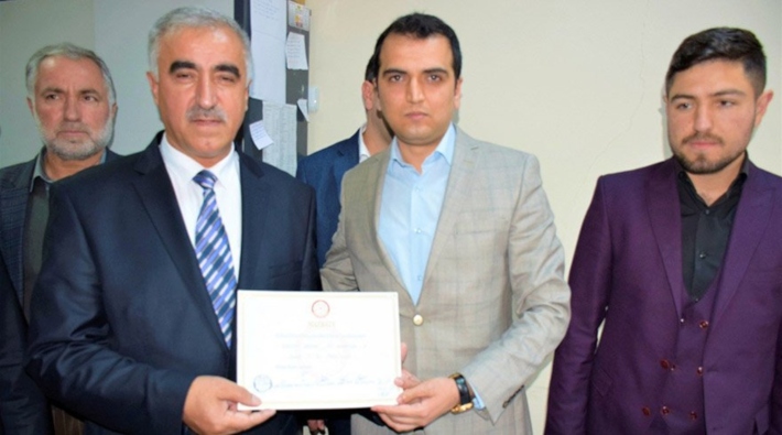 Hapis cezası alan AKP'li belediye başkanının mazbatası iptal edildi