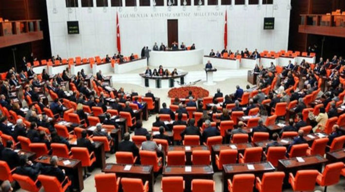 AKP Meclis Genel Kurulu'nu da hileyle açtı
