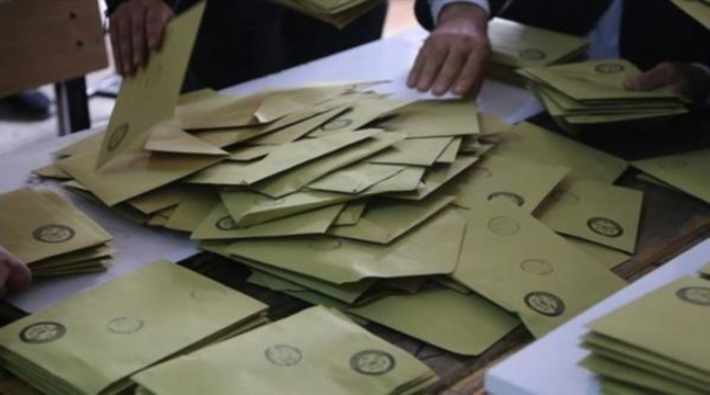 AKP seçim yenilgisini hazmedemedi: Seçim sisteminde 'radikal' değişiklik