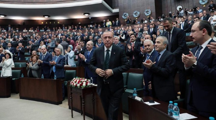 AKP'nin 'sosyal medya' hazırlığı: 'Kontrol mekanizmasını hapis cezasına kadar götürmek isteyenler bulunuyor'