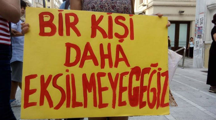Resmi rakamlara göre: AKP Türkiyesi'nde her 7,5 dakika bir kadın şiddete maruz kalıyor!