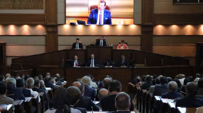 AKP ve MHP halkın beyanına güvenmedi: İBB artık sosyal yardım talebi alamayacak