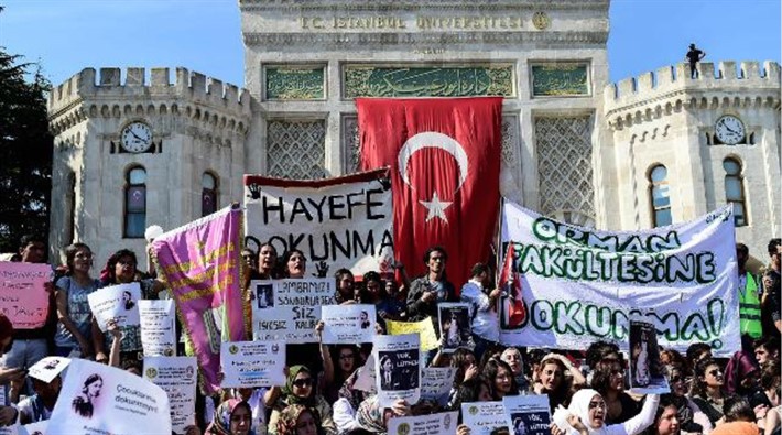 AKP yeterli sayı bulamadı: Üniversiteleri bölme tasarısı ertelendi