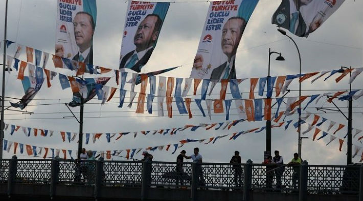 AKP'de 3 dönemlikler gitmek istemiyor