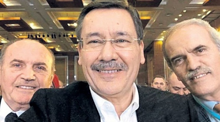 AKP'deki 'istifa' gündeminin perde arkasını açıkladı