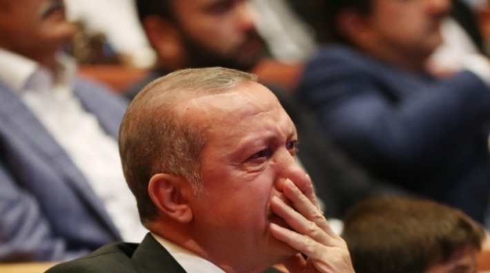 AKP'den bir ayda 57 bin üye istifa etti