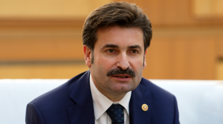 AKP'li Ayhan Sefer Üstün: MHP, AKP'nin mayasını bozuyor