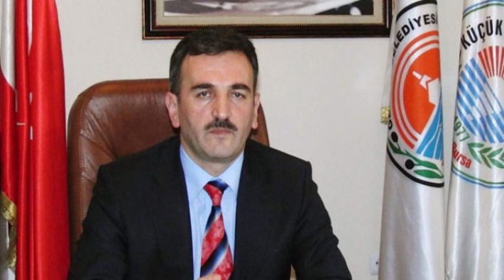 AKP'li eski başkan, CHP'li yeni başkana borcunu açıkladığı için dava açtı