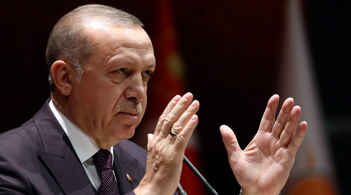 AKP'li ilçe başkanı şikayet etti, 'Erdoğan'a hakaret'ten bir avukat tutuklandı