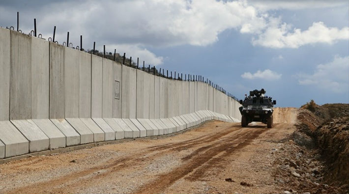 Duvara rağmen sınırda göçmen kaçakçılığı sürüyor