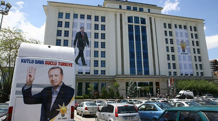 AKP'nin Yerel Yönetimler Raporundan Rüşvet ve Komisyon Çıktı