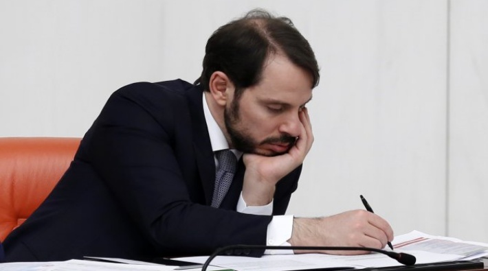 Albayrak 'çok beklerler' dedi, dolar yükselişe geçti