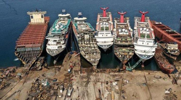 İstanbul Milletvekili Oya Ersoy: Nükleer ve asbestli madde içeren gemilerin sökümü derhal durdurulsun!