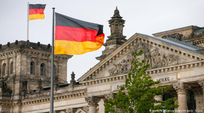 Almanya koronavirüste riskli ülkeler listesini güncelledi