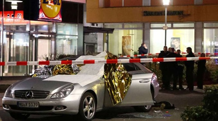 Almanya'da kafelere silahlı saldırı: 11 ölü, 5 yaralı