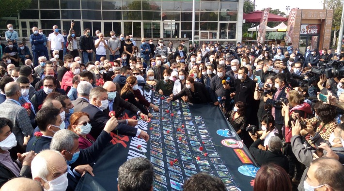 Ankara Katliamı'nda hayatını kaybedenler yurdun dört bir yanında anılıyor
