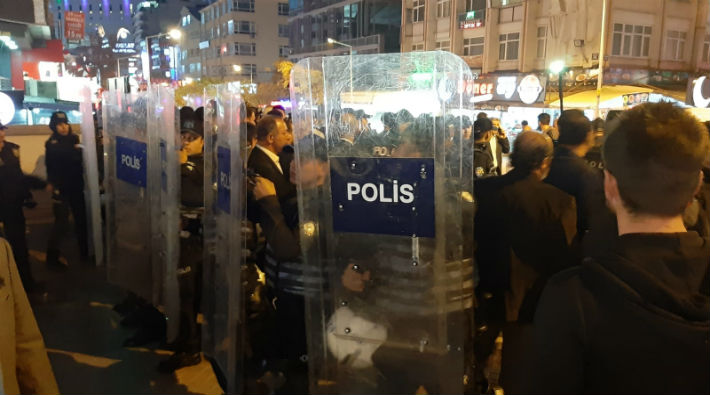 Ankara'da, aralarında vekillerin de bulunduğu HDP'lilere polis saldırdı: 10 gözaltı 