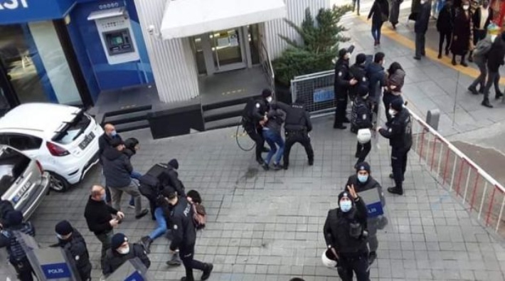 Kayyum rektör protestosunda polis şiddetine maruz kalan TİP'li öğrencinin omuzu yırtıldı