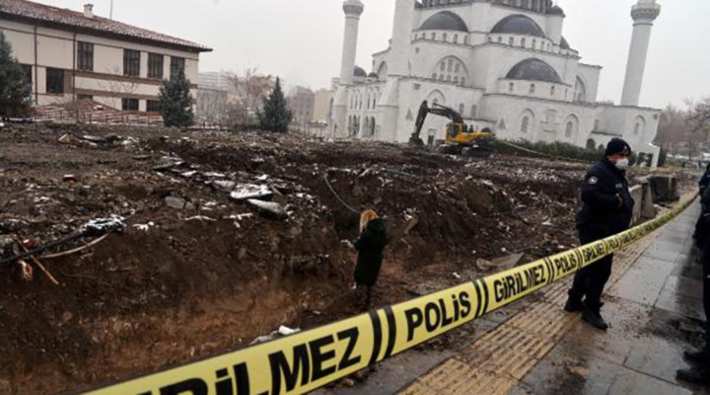Ankara’da binanın temel kazısında kemik parçaları bulundu