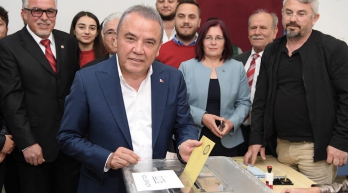 Antalya Büyükşehir Belediye Başkanı olan Böcek: Altın Portakal özüne dönüyor