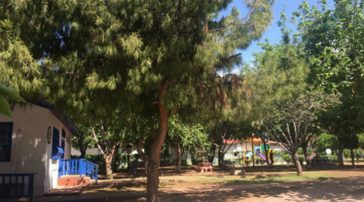Antalya'da Girit Kültürevi'nin bulunduğu yeşil alana usulsüz otopark girişimi