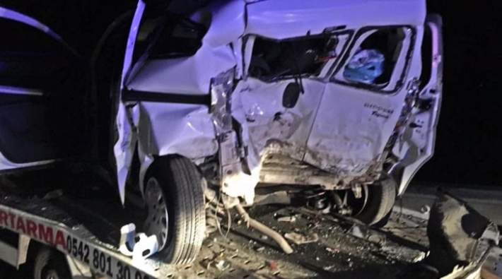 Antep'te zincirleme kaza: 1 ölü, 4'ü çocuk 9 yaralı