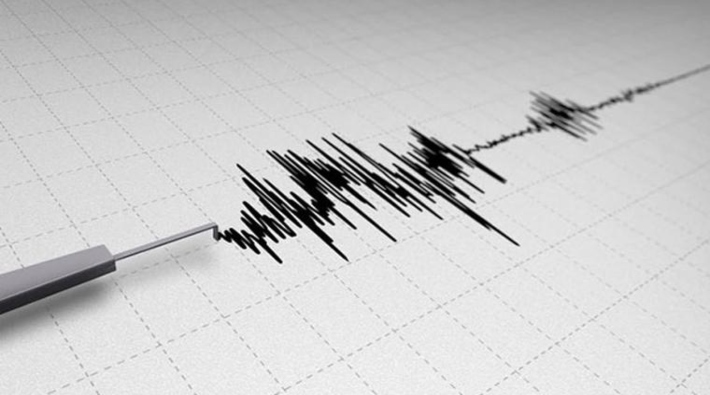 Arnavutluk'ta 5,6 büyüklüğünde bir deprem daha oldu