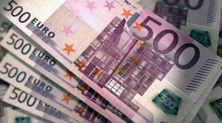 Avrupa'dan gelen haberlerle Euro fırladı