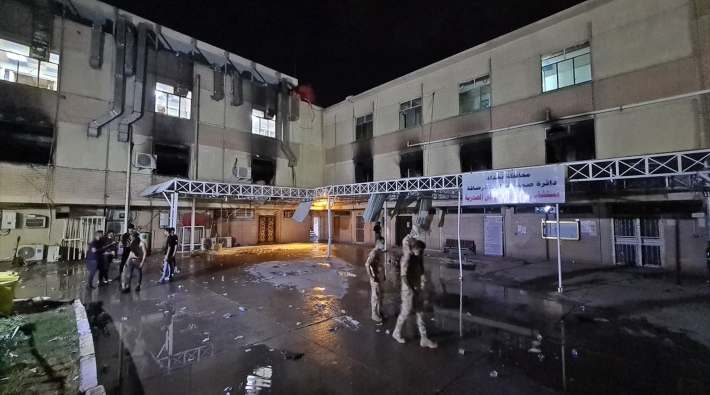 Bağdat'ta koronavirüs hastanesinde yangın: 82 kişi hayatını kaybetti 
