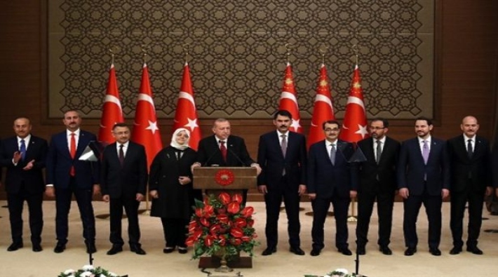 AKP'de kabine ve örgütlerde 'revizyon' iddiası