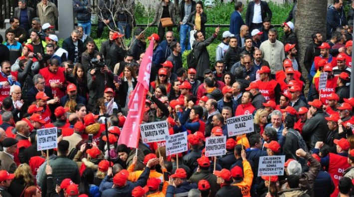 Bakanlık koronavirüs nedeniyle sendikal faaliyetleri askıya aldı