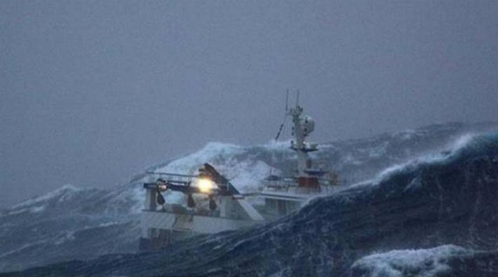 Balıkçı teknesi battı: 1 kişi öldü