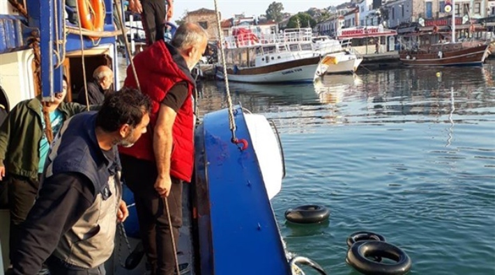 Balıkesir'de göçmenleri taşıyan tekne battı: 2 çocuk öldü