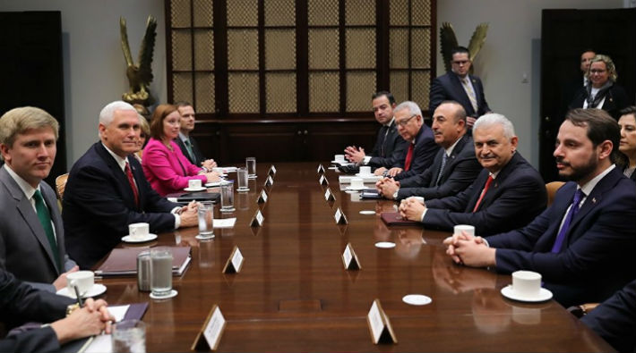 Başbakan Yıldırım, ABD Başkan Yardımcısı Pence ile görüştü