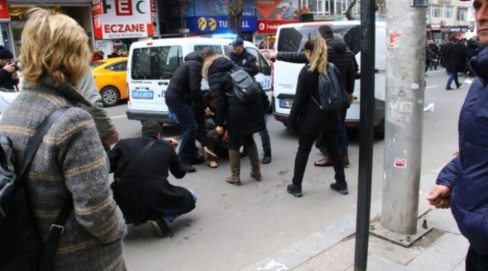 Başkentgaz'ın Kızılay üzerinden Ensar'a para aktarmasını protesto eylemine polis saldırdı